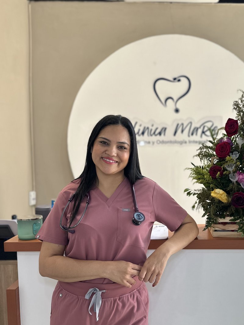 Médica geriatra de Clínica MaRe — Penonomé, Coclé