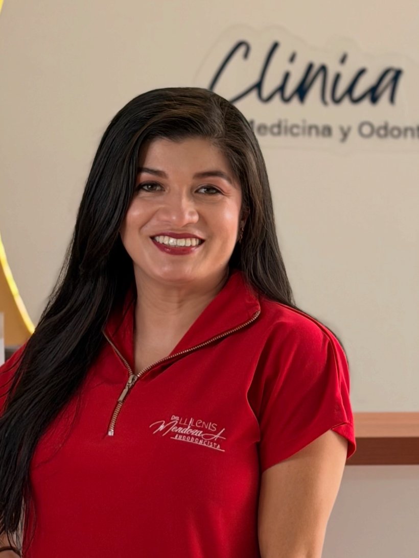 Dra. Llilenis Mendoza, Especialista en Endodoncias de Clínica MaRe — Penonomé, Coclé